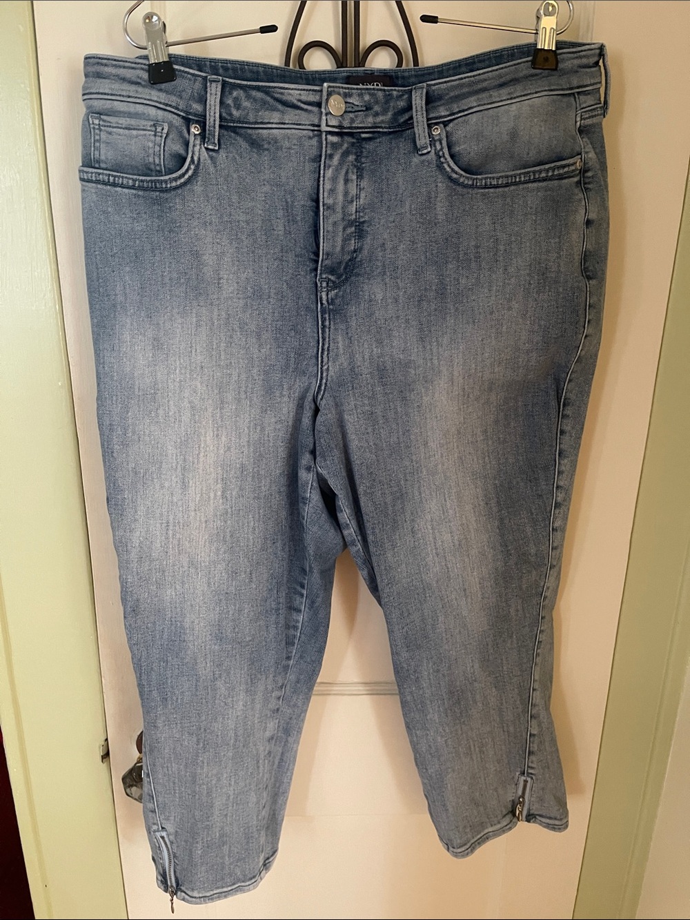 NYDJ Light Blue Washed Cropped Jeans